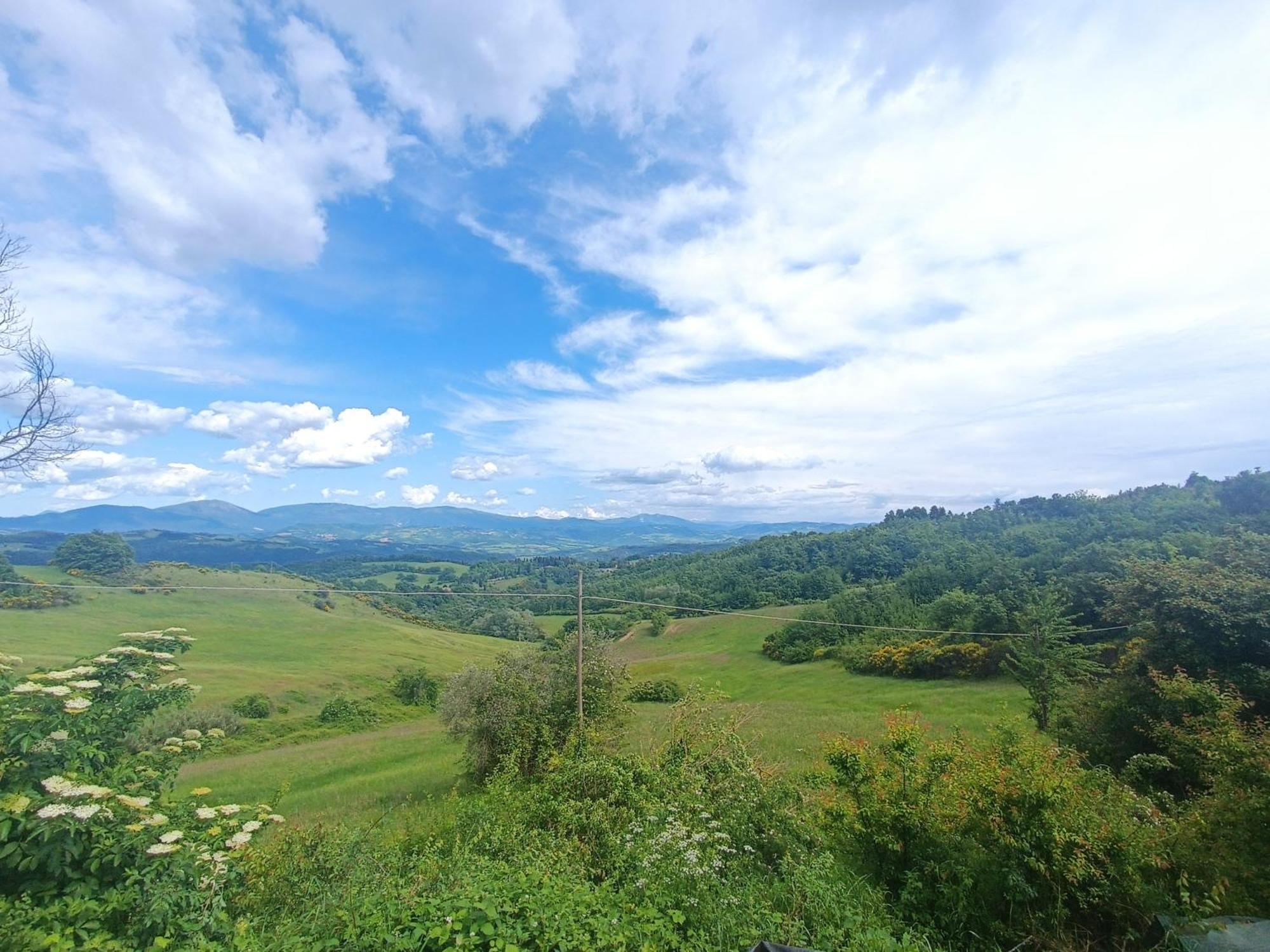 La Brocca Di Valdichiascio Villa Gubbio Buitenkant foto