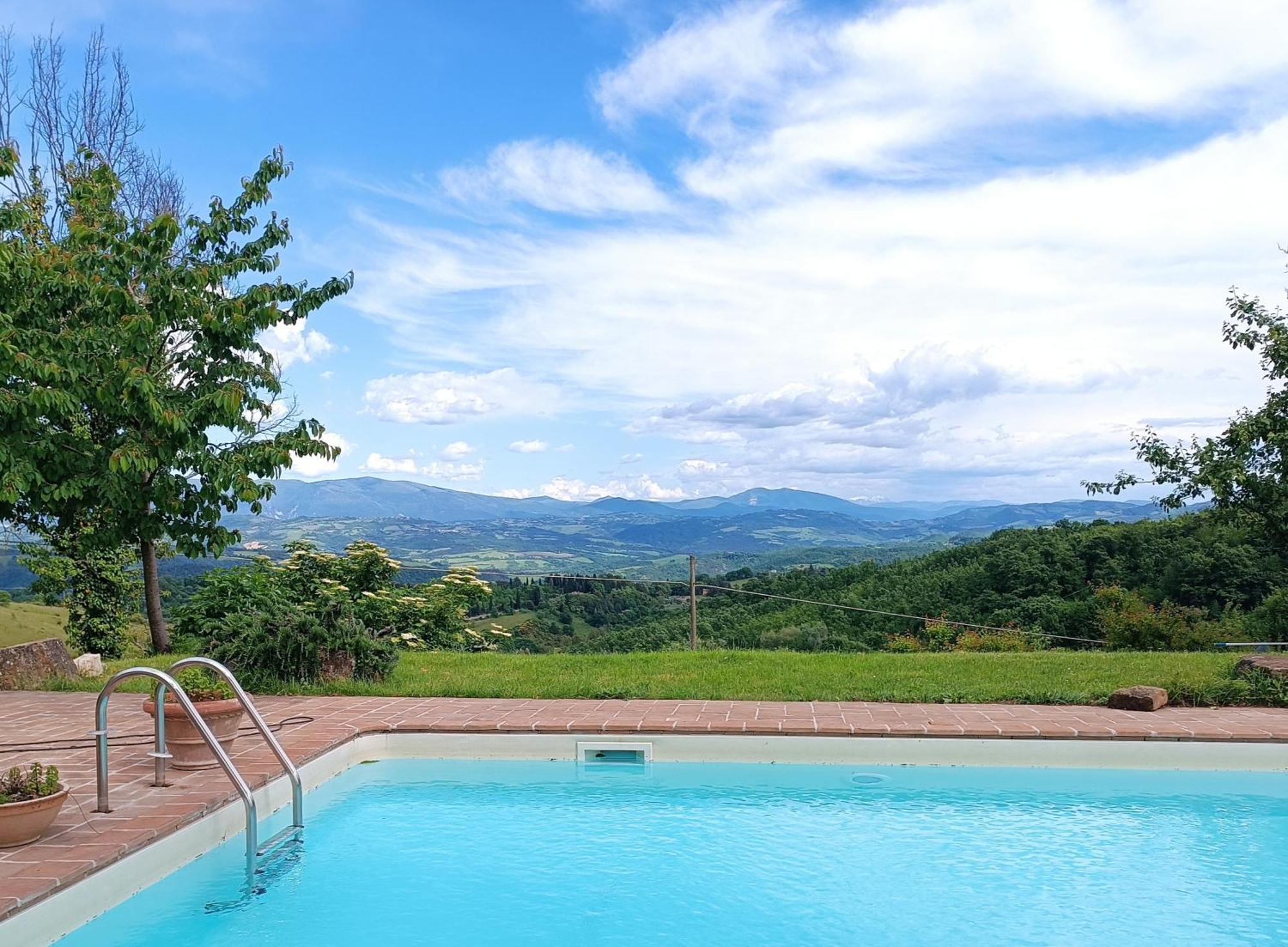 La Brocca Di Valdichiascio Villa Gubbio Buitenkant foto